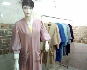 مانتو بهاره آستین پفکی جنس ابر و بادی